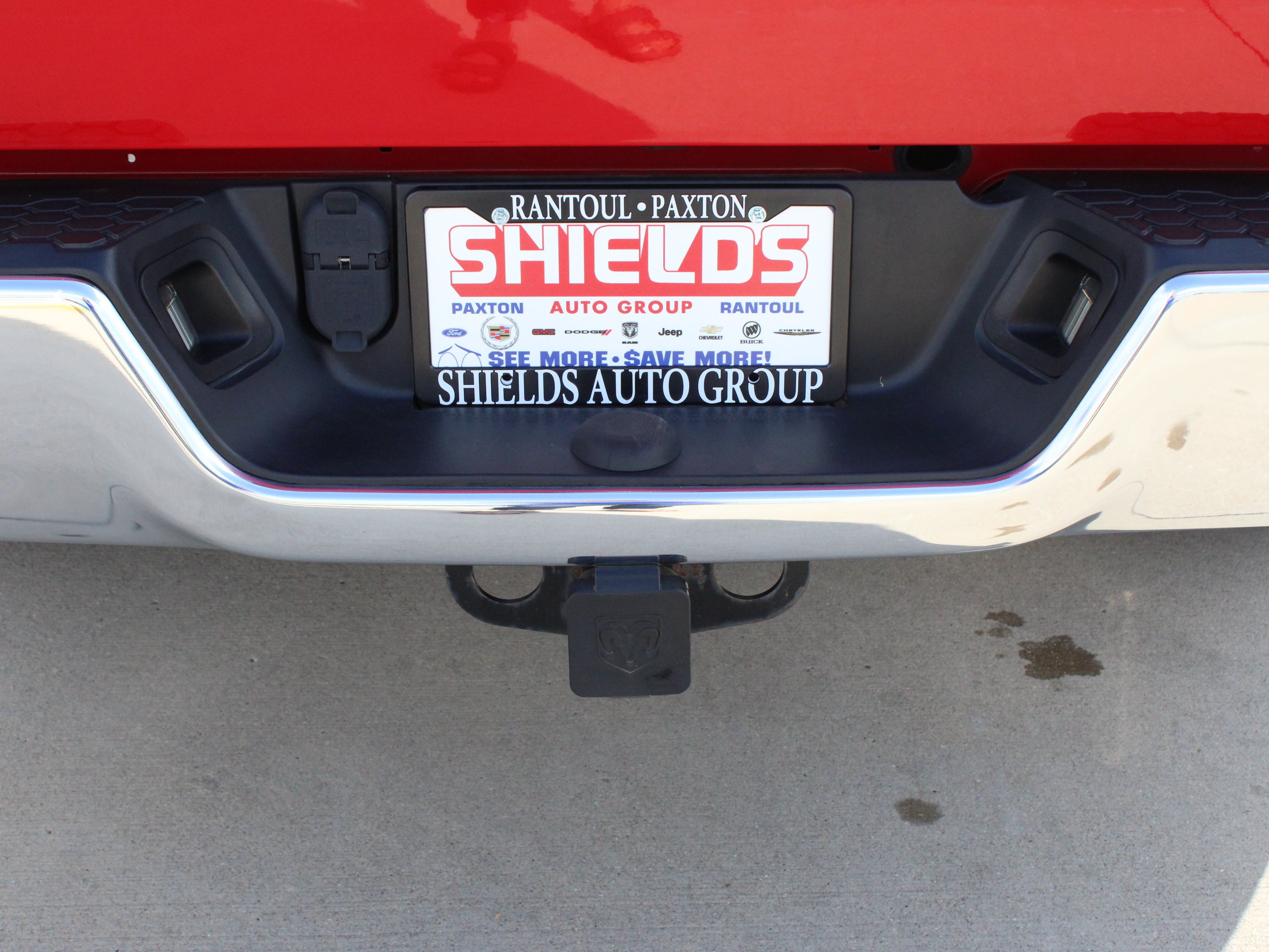Used 2019 RAM 1500 Classic SLT w/ Luxury Group AWD/4WD image 7