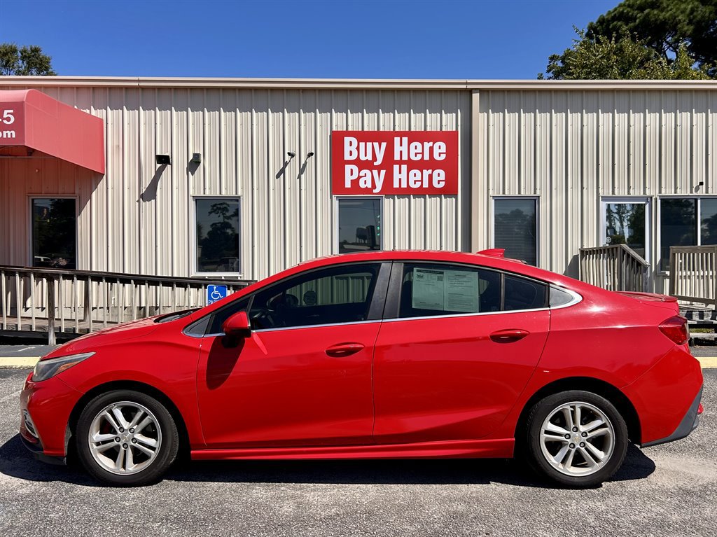 Used 2016 Chevrolet Cruze LT w/ Sun And Sound Package image 1