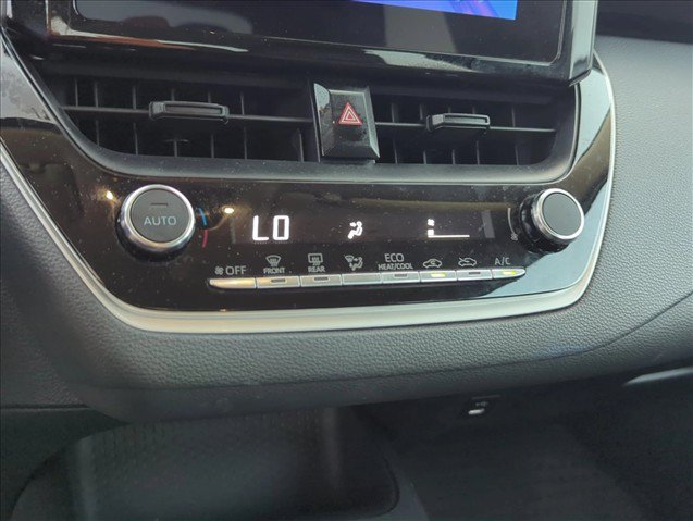 Used 2023 Toyota Corolla LE FWD image 17
