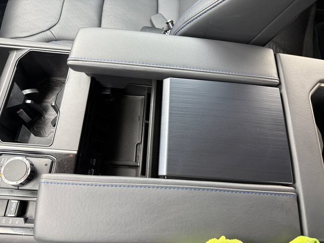 Used 2026 Toyota Sequoia Platinum AWD/4WD image 26