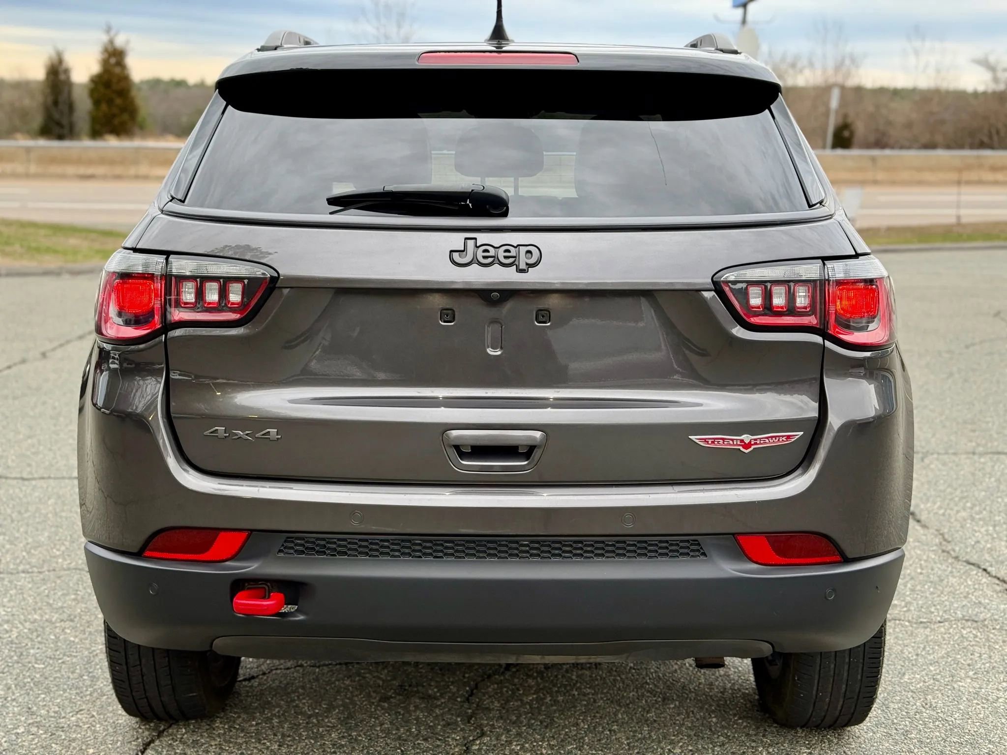 Used 2021 Jeep Compass Trailhawk image 6