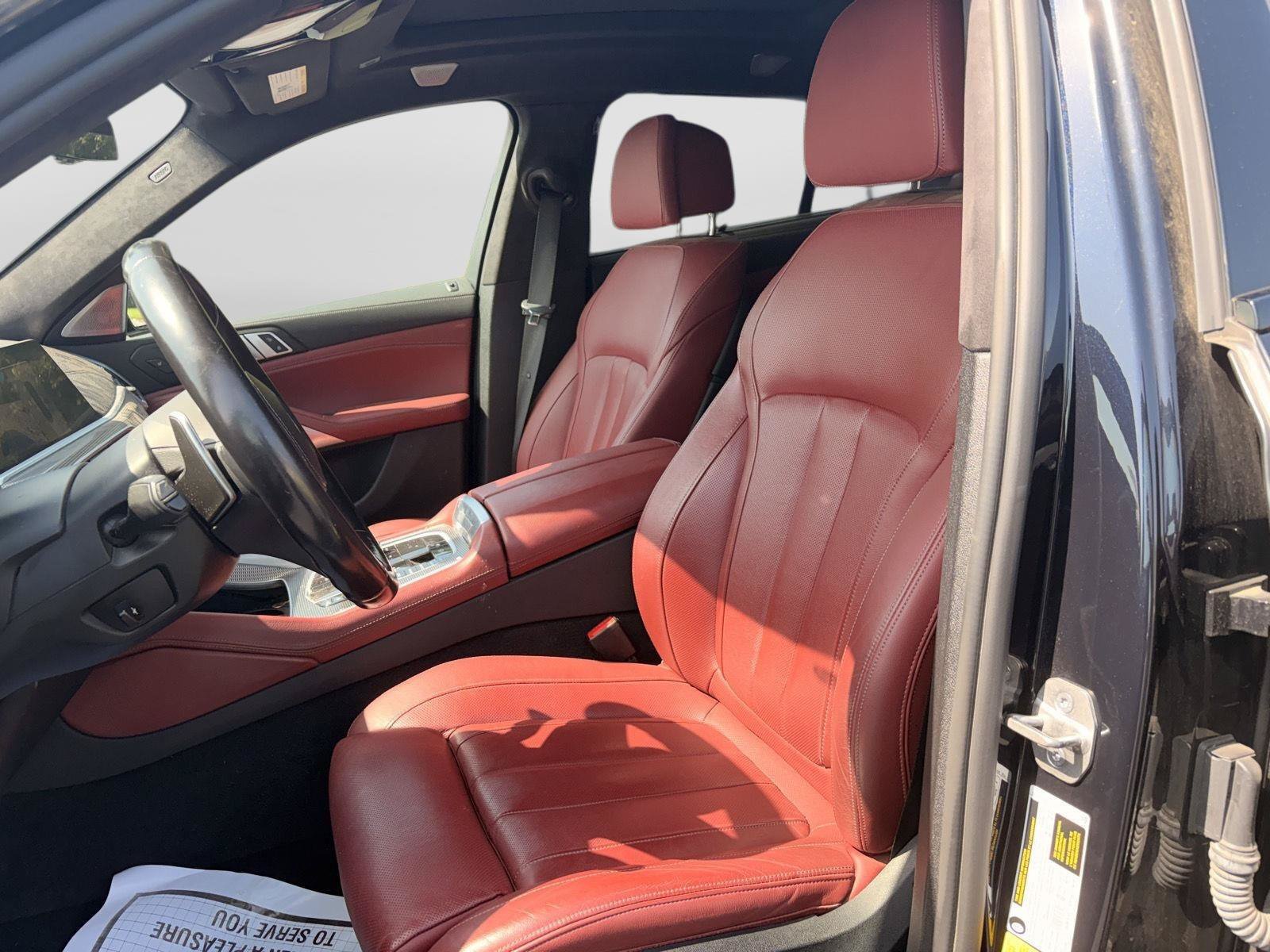 Used 2021 BMW X6 M50i w/ Executive Package AWD/4WD image 9
