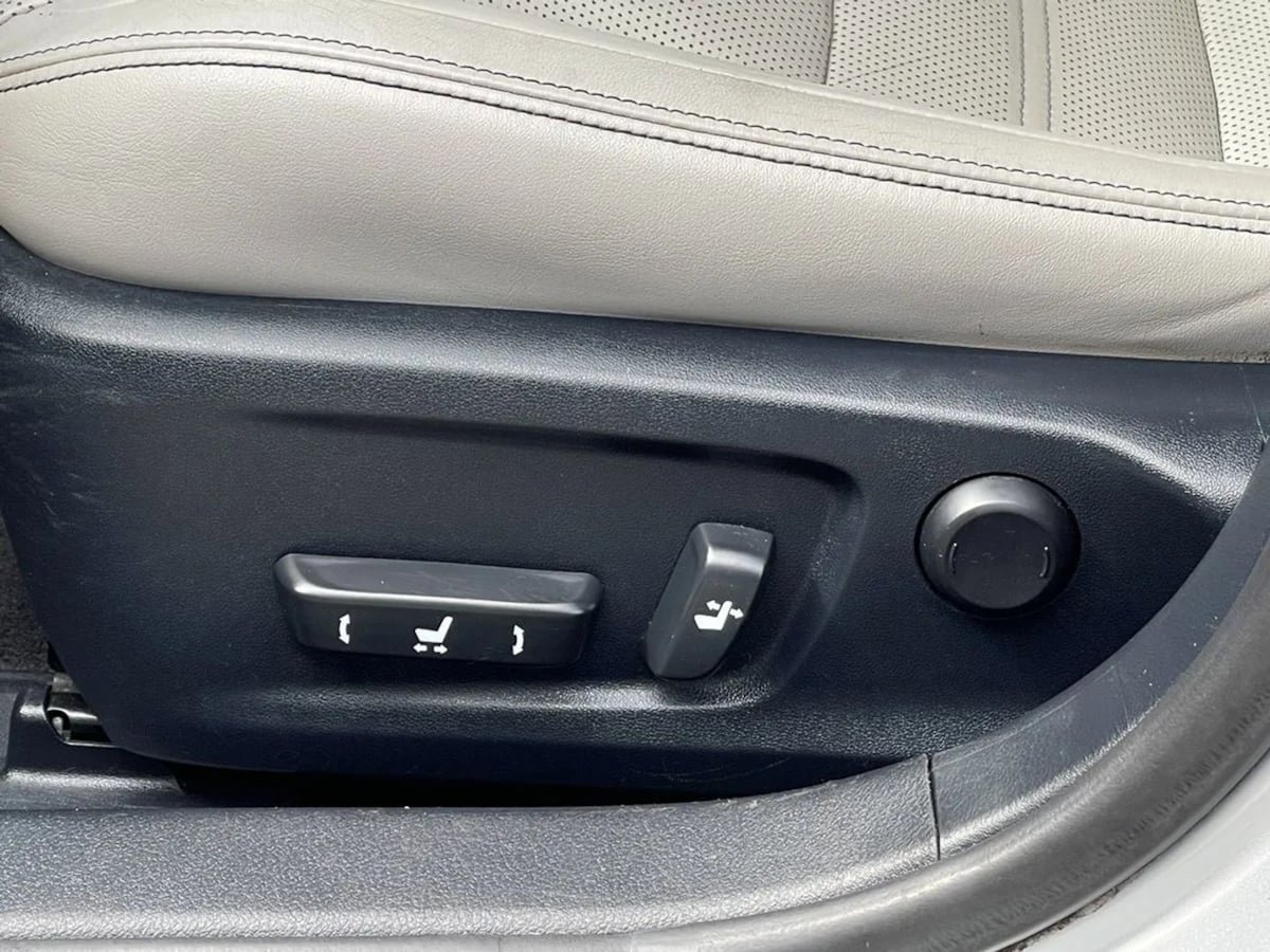 Used 2015 Lexus IS 250 AWD w/ Luxury Package image 13