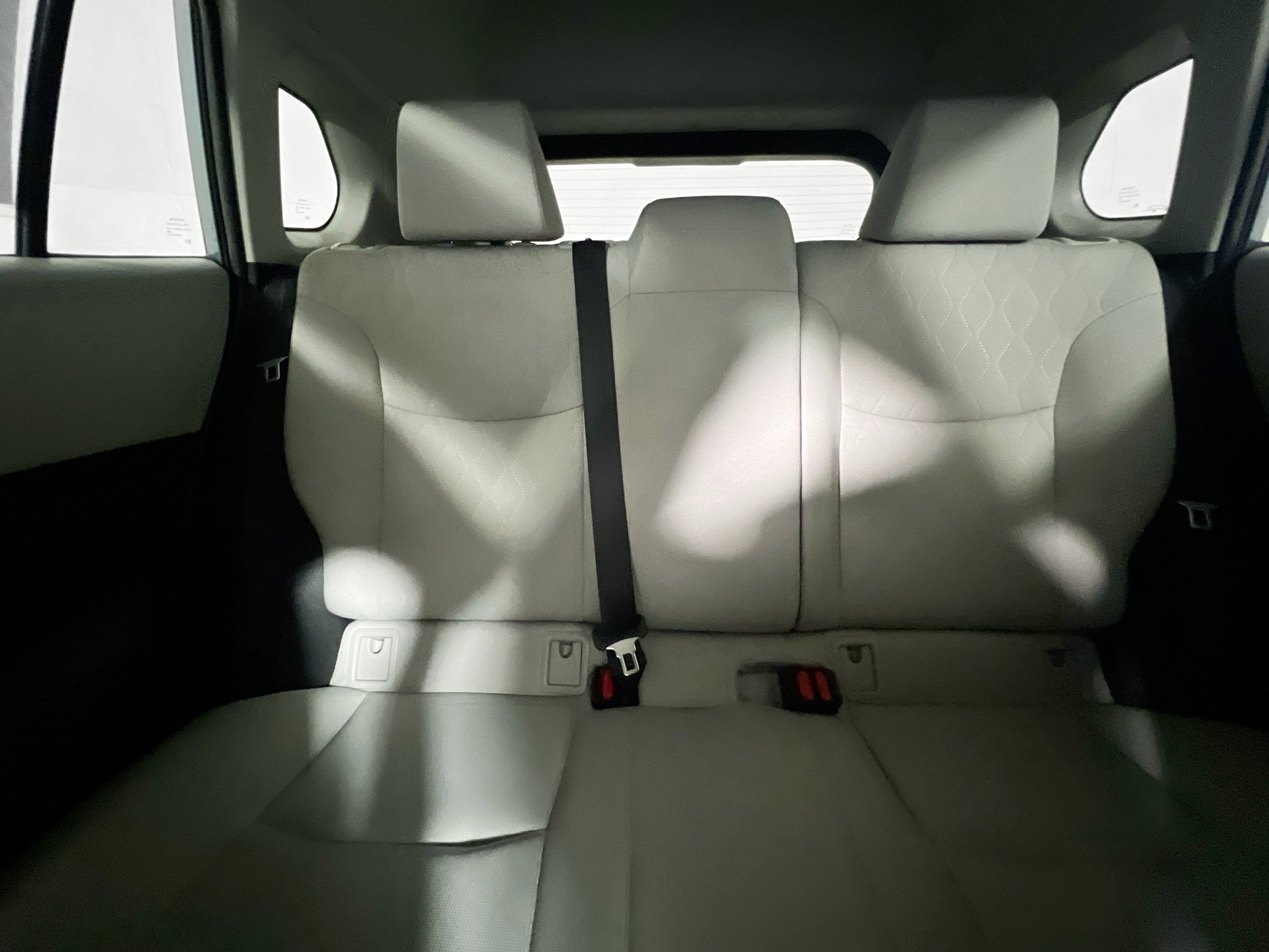 Used 2025 Toyota Corolla Cross L FWD image 31
