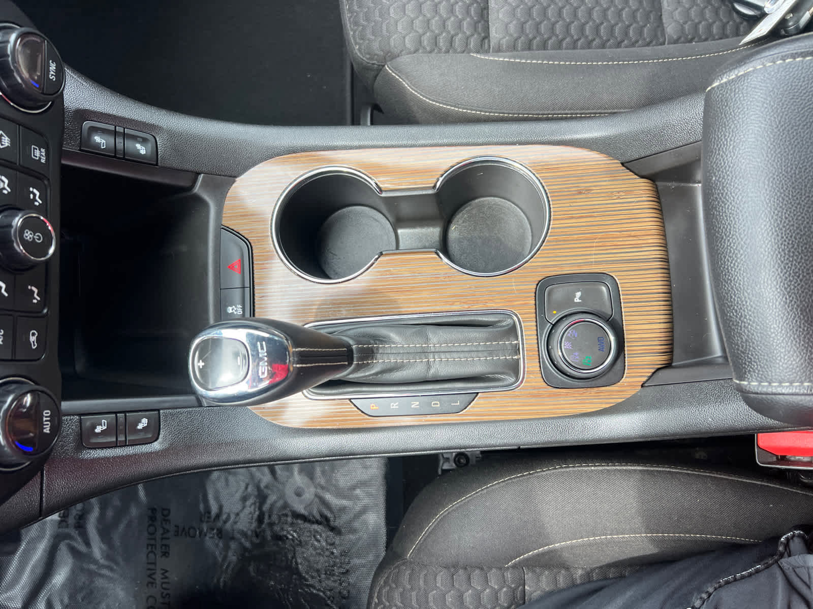 Used 2018 GMC Acadia SLE w/ Driver Alert Package I AWD/4WD image 24