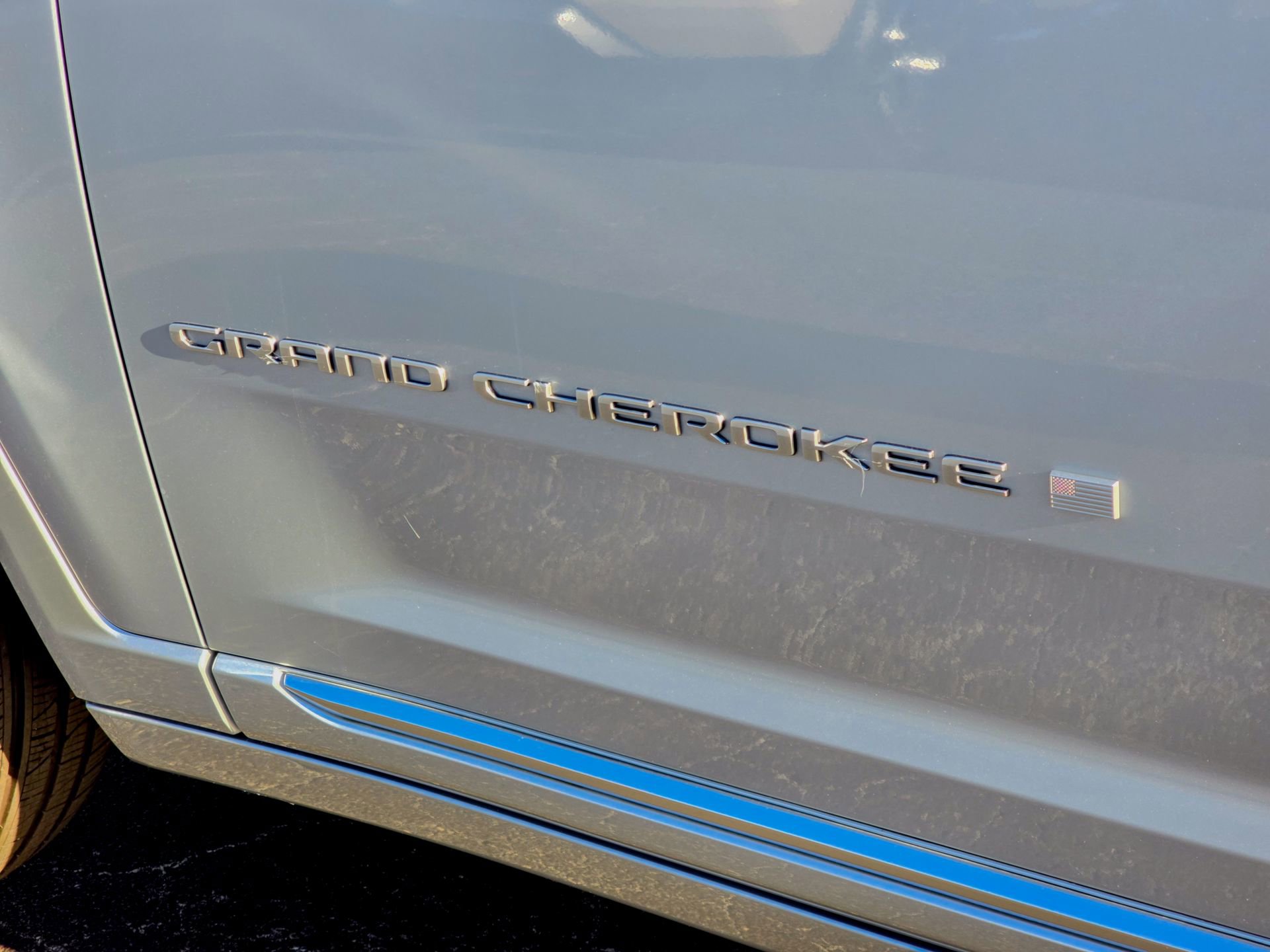 Used 2025 Jeep Grand Cherokee L Summit image 21