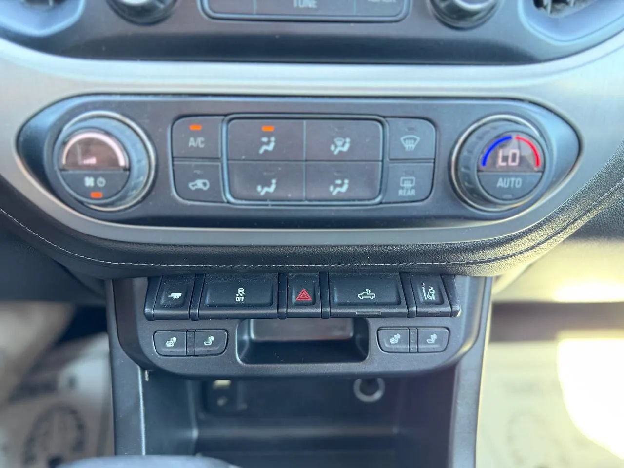 Used 2017 GMC Canyon SLT w/ Driver Alert Package AWD/4WD image 45