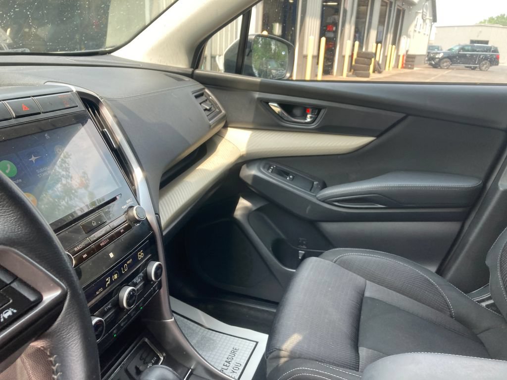 Used 2020 Subaru Ascent Premium w/ Convenience Package AWD/4WD image 16
