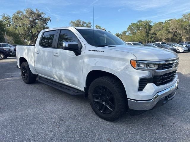 Used 2023 Chevrolet Silverado 1500 LT image 4