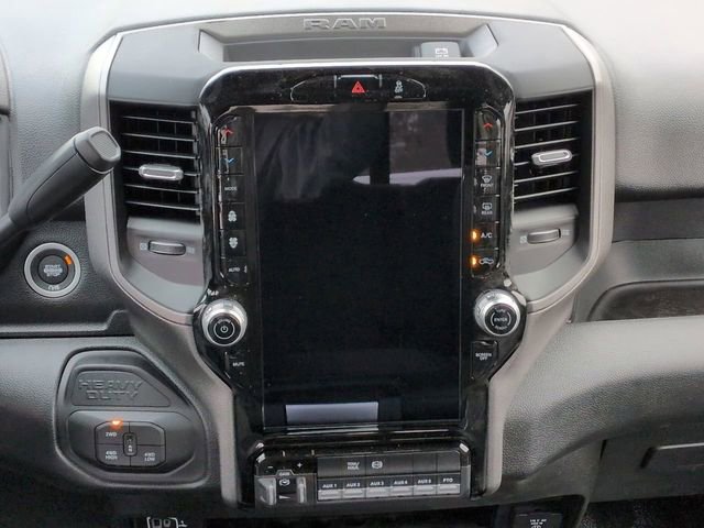 New 2026 RAM 5500 Tradesman AWD/4WD image 17