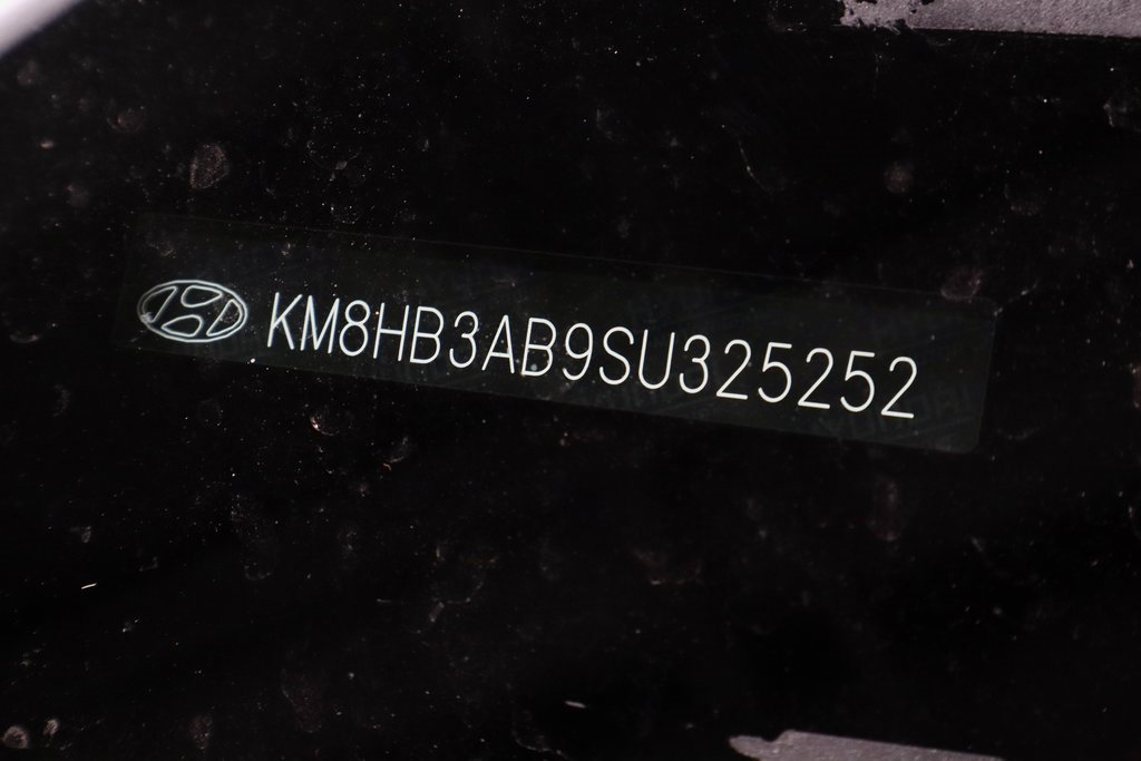 Certified 2025 Hyundai Kona SEL image 34