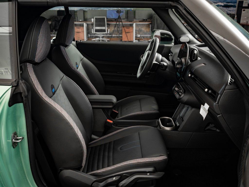 New 2026 MINI Cooper S image 22