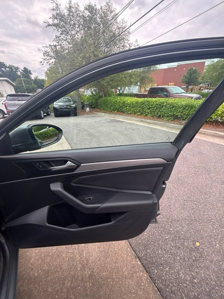 Used 2019 Volkswagen Jetta S w/ Driver Assistance Package FWD image 23