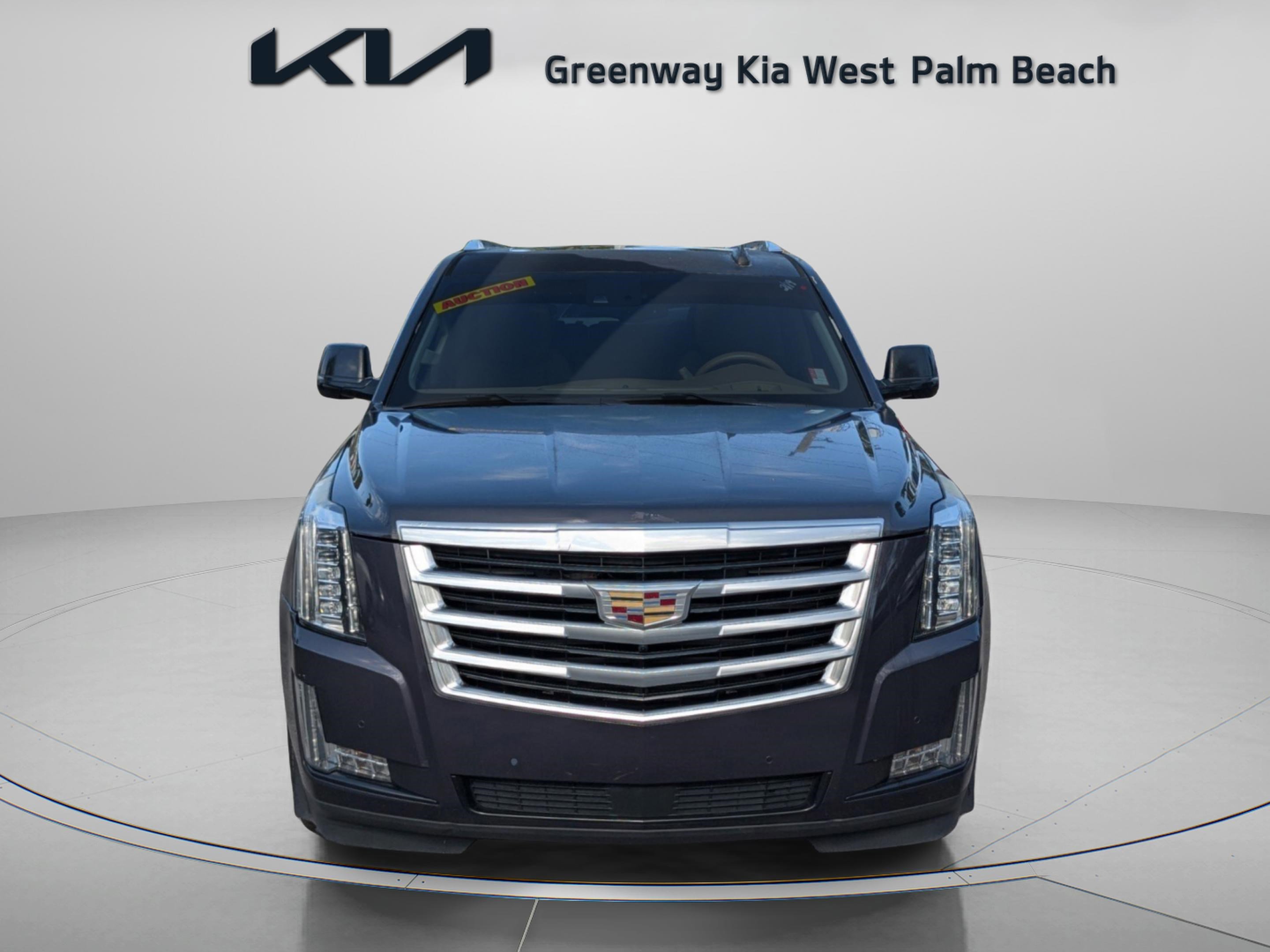 Used 2015 Cadillac Escalade ESV Platinum image 2