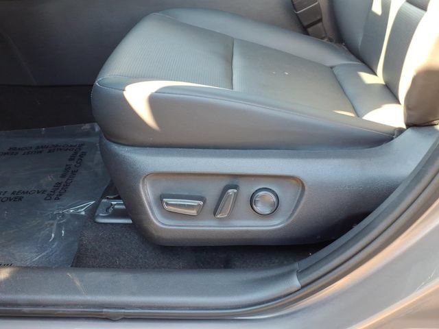 Used 2026 Toyota RAV4 XLE Premium AWD/4WD image 16