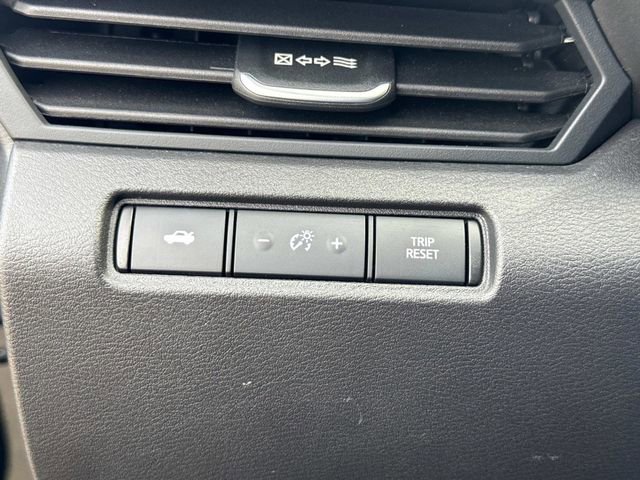 Used 2025 Nissan Altima 2.5 SV image 27