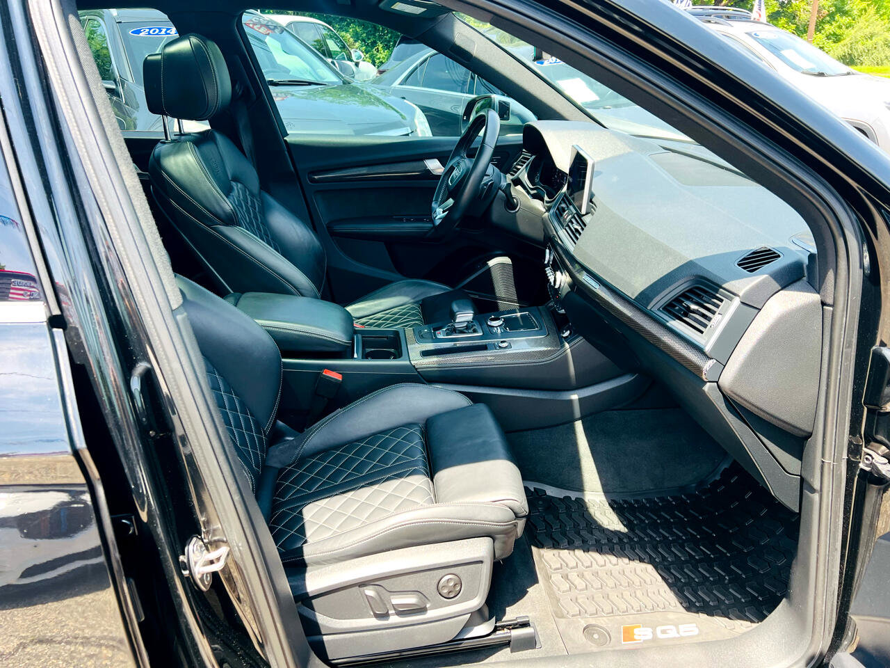 Used 2019 Audi SQ5 Premium Plus w/ Premium Plus Package image 23