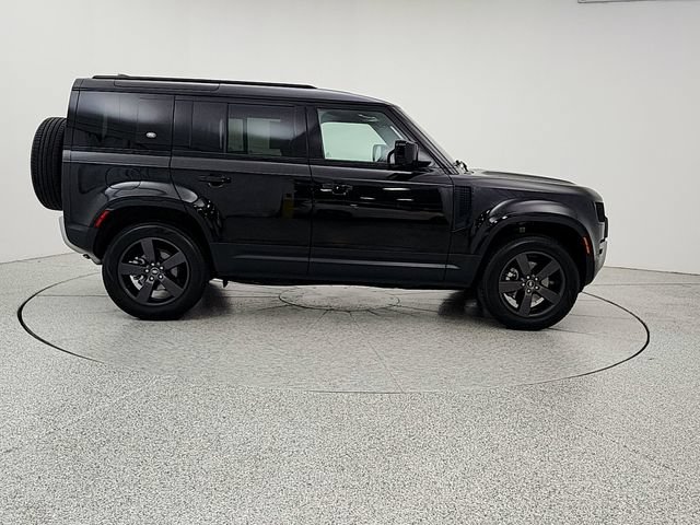 Certified 2023 Land Rover Defender 110 S AWD/4WD image 4