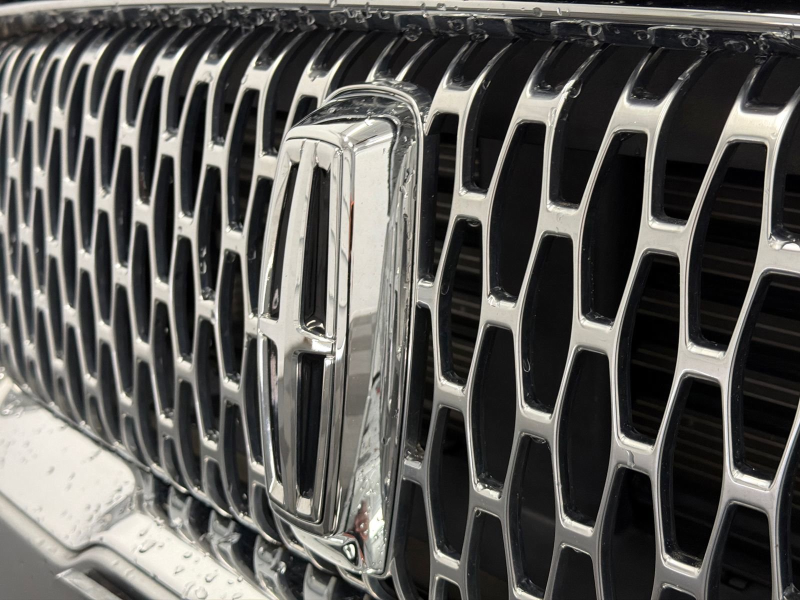 Certified 2022 Lincoln Corsair AWD w/ Premium Package image 13