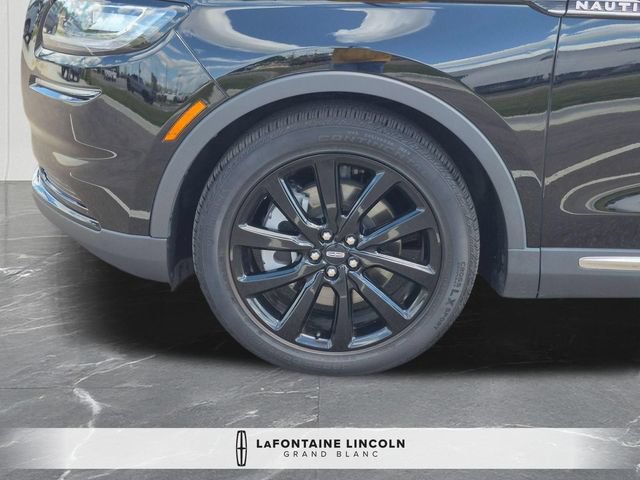 Certified 2023 Lincoln Nautilus Reserve w/ Monochromatic Package AWD/4WD image 34