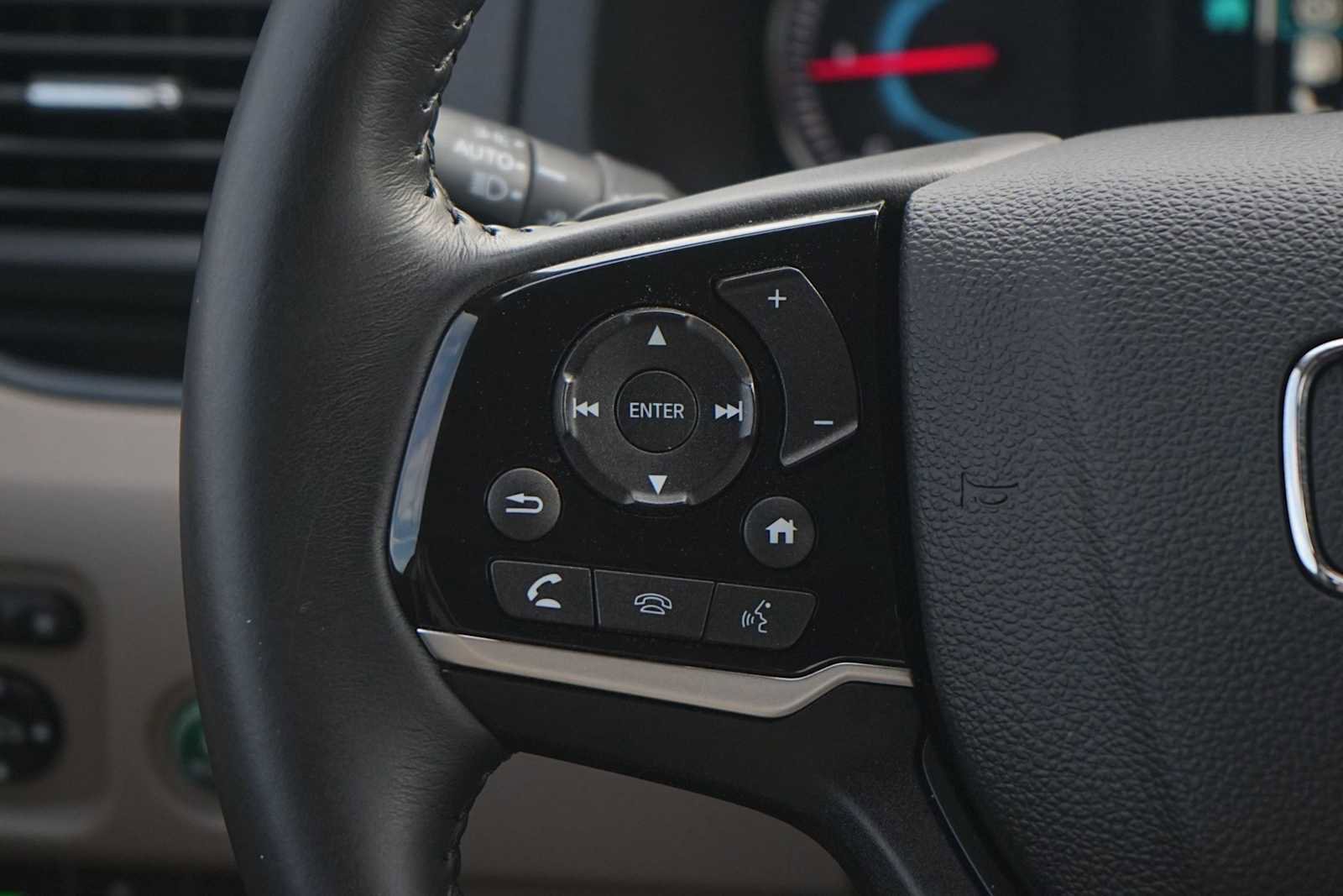 Used 2019 Honda Pilot Touring image 17