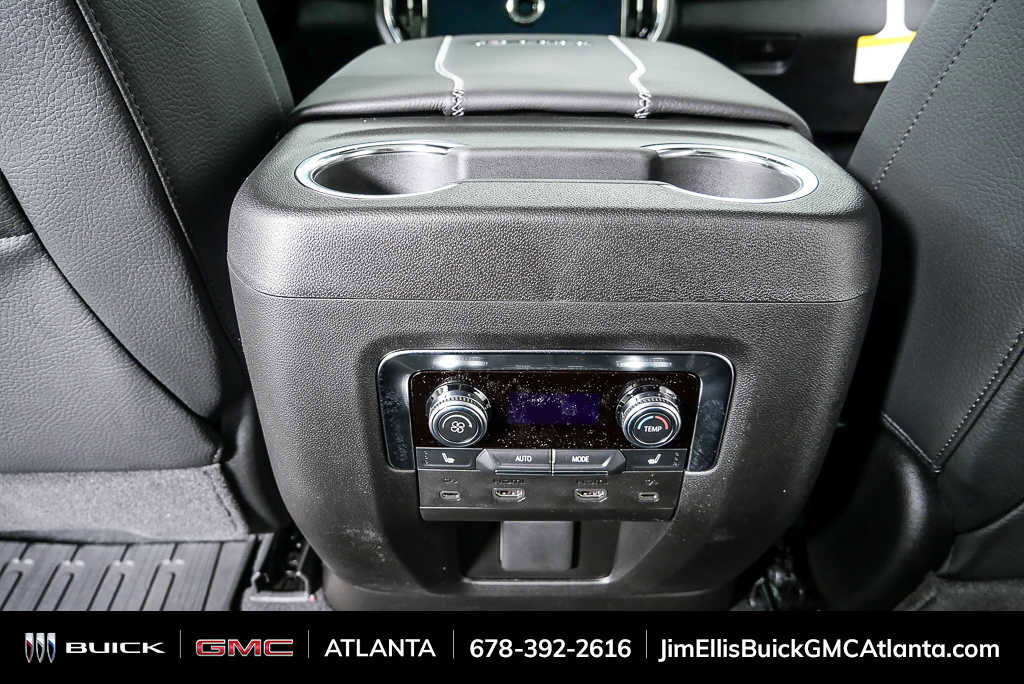 New 2026 GMC Yukon XL Denali w/ Denali Reserve Package AWD/4WD image 18