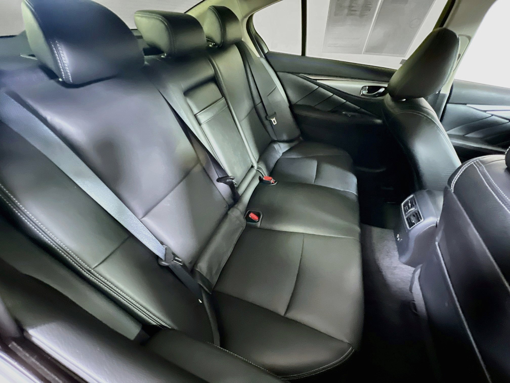 Used 2022 INFINITI Q50 Luxe w/ Cargo Package AWD/4WD image 26