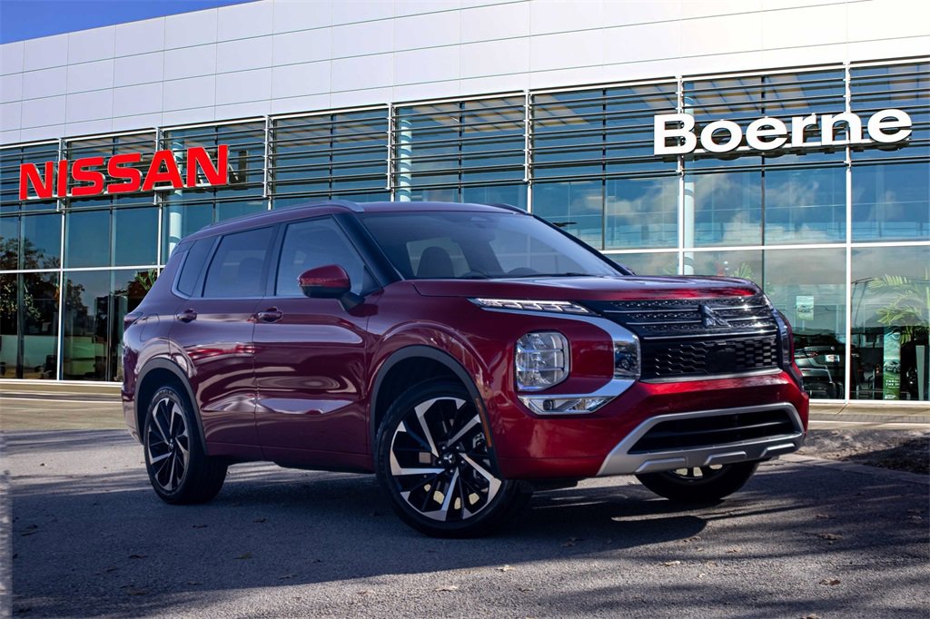 Used 2024 Mitsubishi Outlander SEL