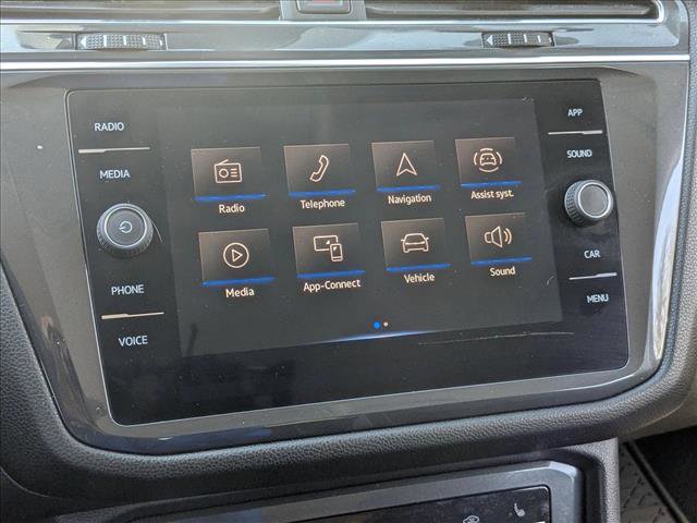 Used 2022 Volkswagen Tiguan SE image 14