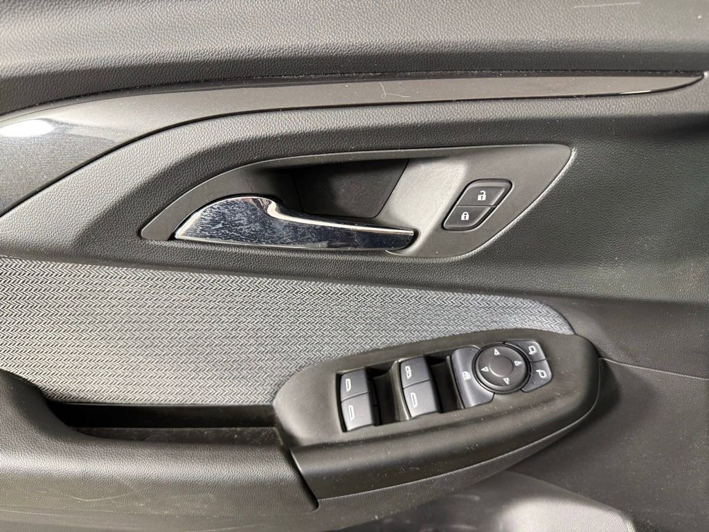 Used 2022 Chevrolet TrailBlazer LT w/ Convenience Package image 13