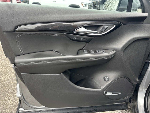 Used 2022 Buick Envision Essence w/ Technology Package I image 17