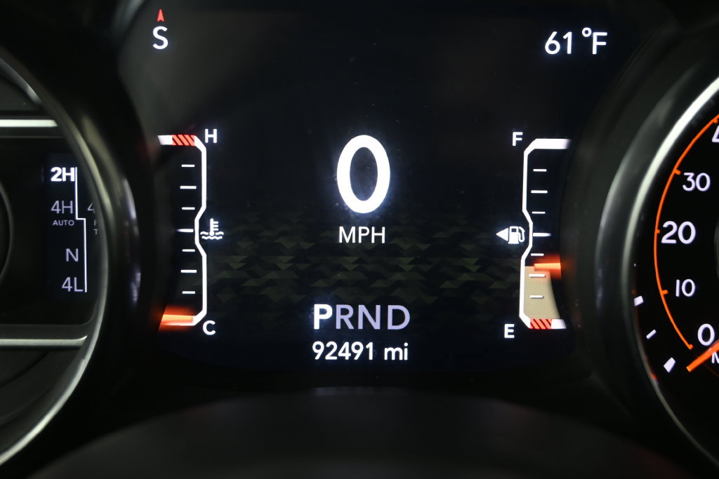 Used 2019 Jeep Wrangler Unlimited Sahara w/ Quick Order Package 24M Moab AWD/4WD image 26