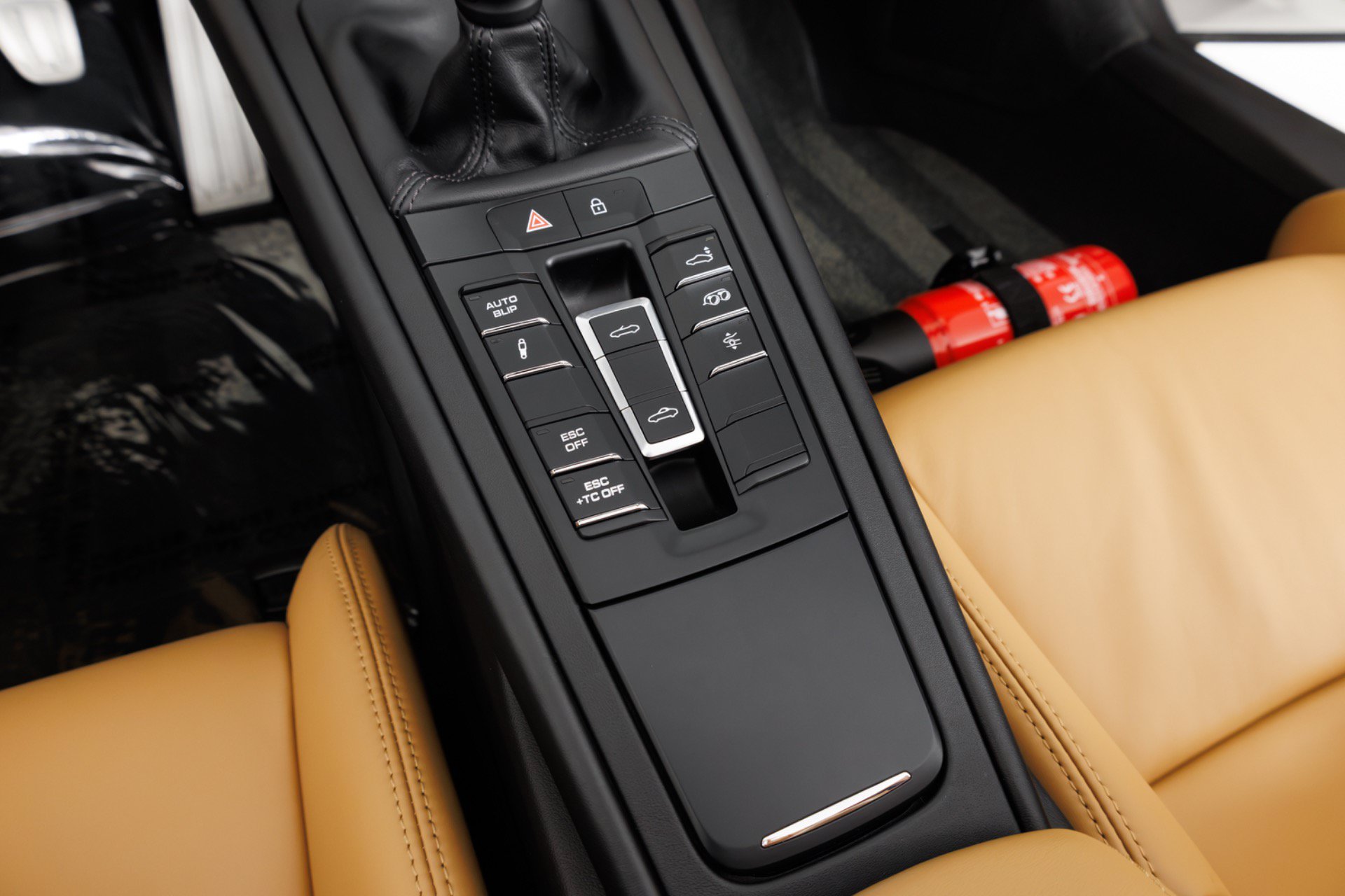Used 2019 Porsche 911 Speedster RWD image 25