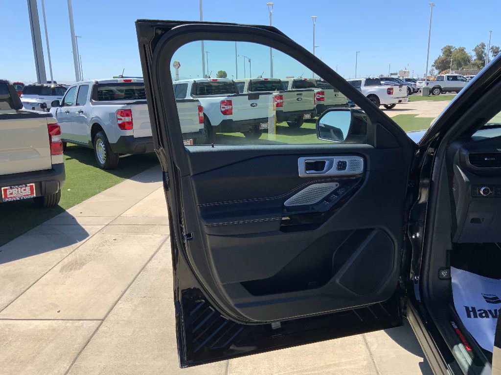 Used 2022 Ford Explorer ST w/ Equipment Group 401A image 9