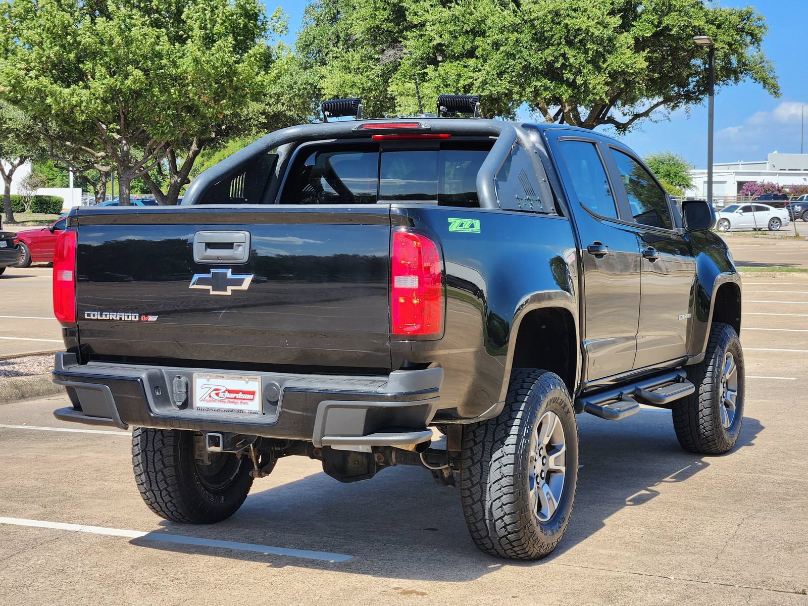 Used 2017 Chevrolet Colorado Z71 AWD/4WD image 6