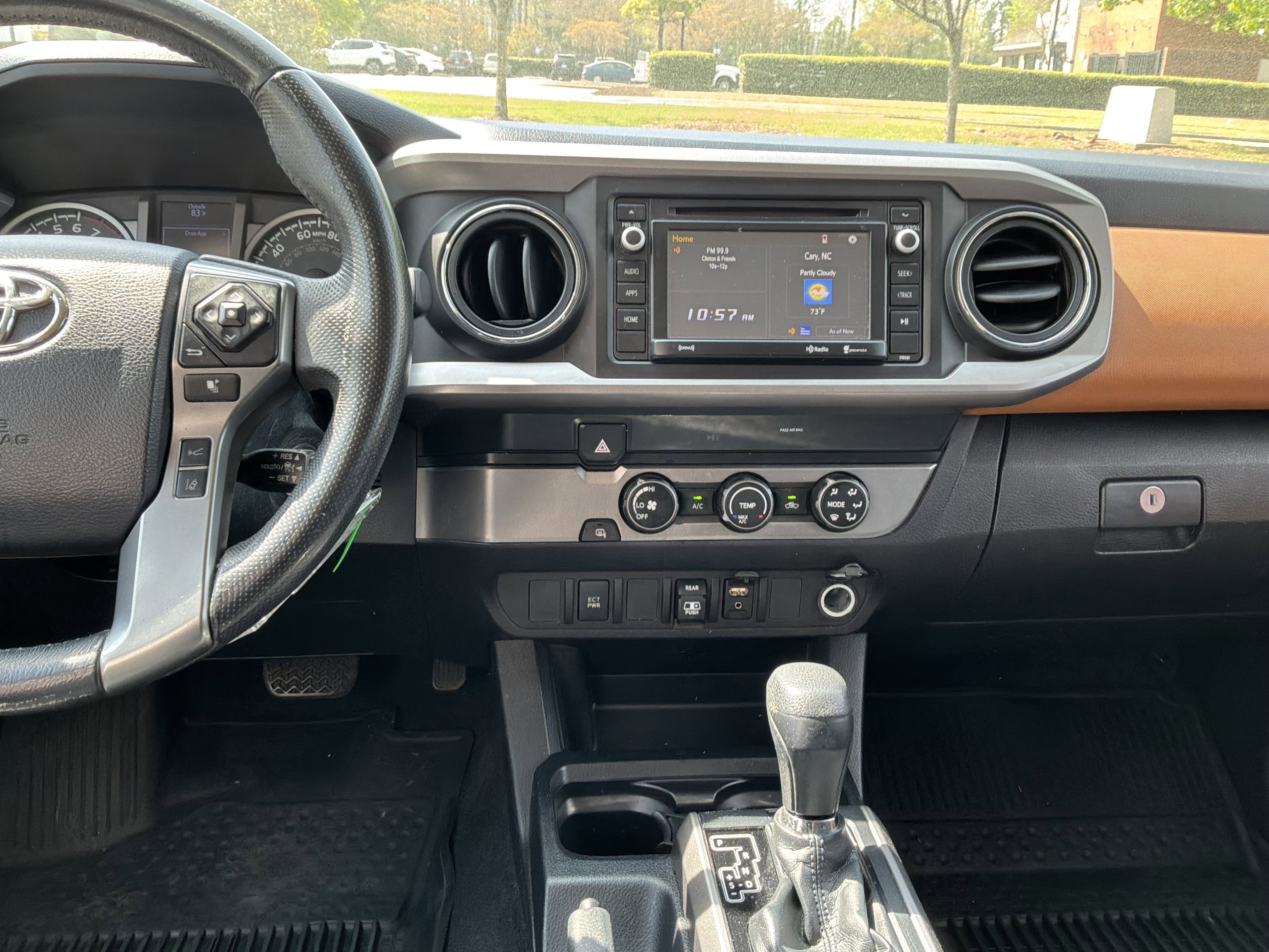 Used 2019 Toyota Tacoma SR5 RWD image 30
