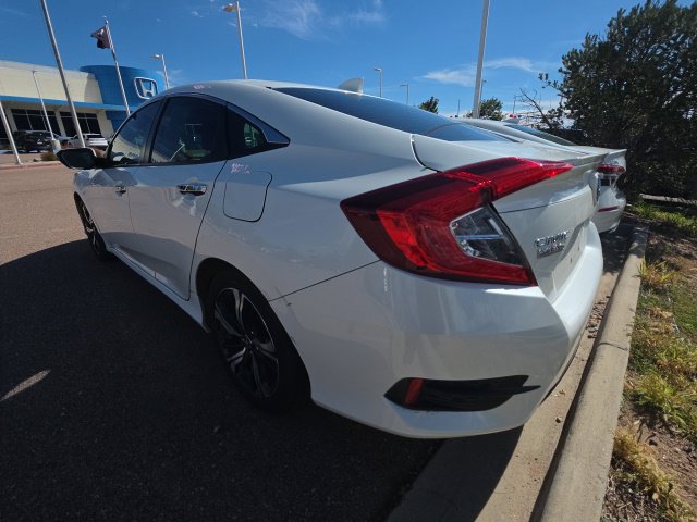 Used 2018 Honda Civic Touring image 9