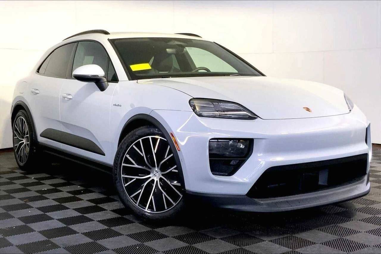 New 2025 Porsche Macan Electric image 77
