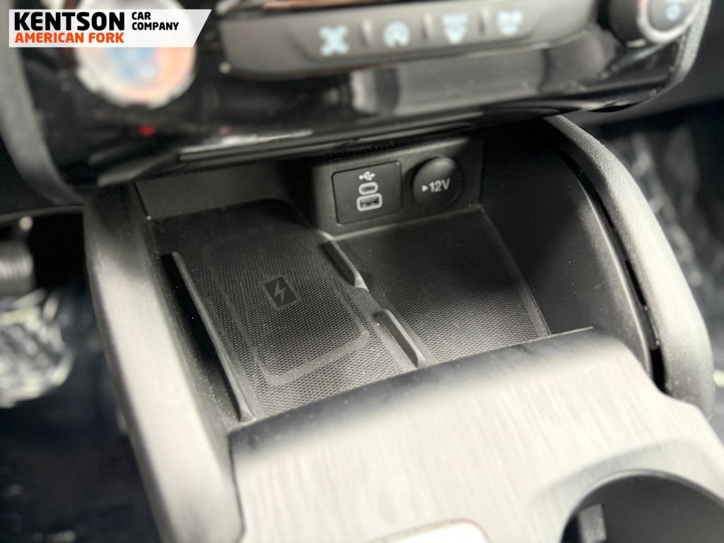 Used 2025 Ford Escape Platinum AWD/4WD image 29