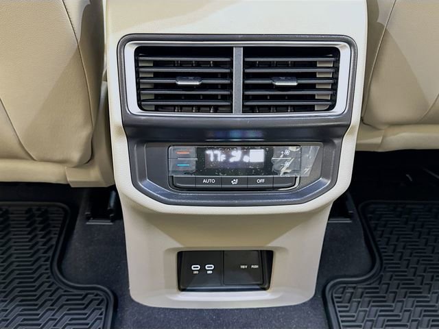 New 2026 Volkswagen Atlas SE image 13