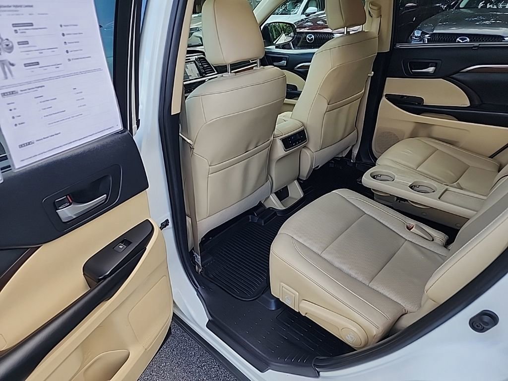 Used 2019 Toyota Highlander Limited AWD/4WD image 32