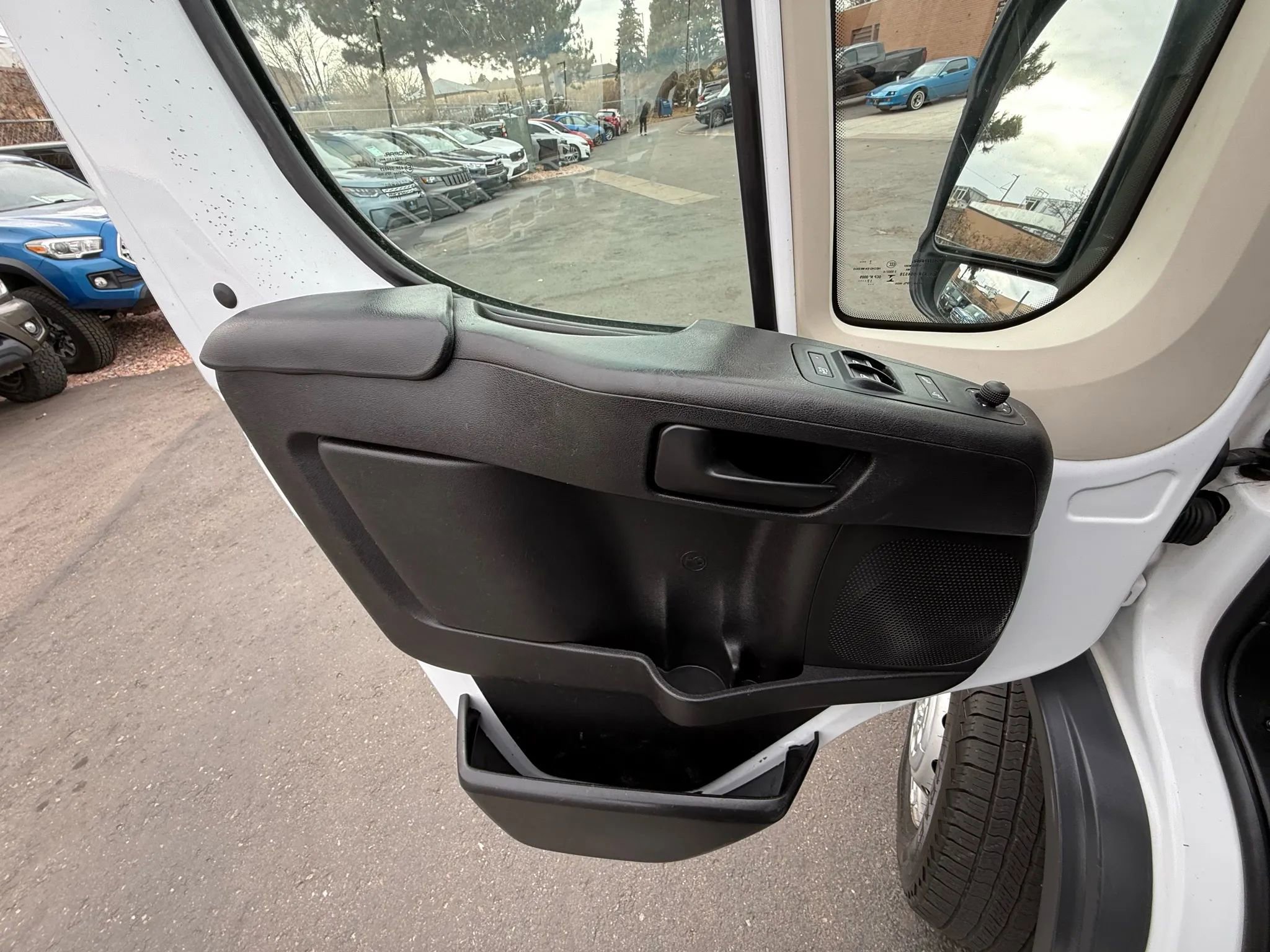 Used 2018 RAM ProMaster 2500 image 18