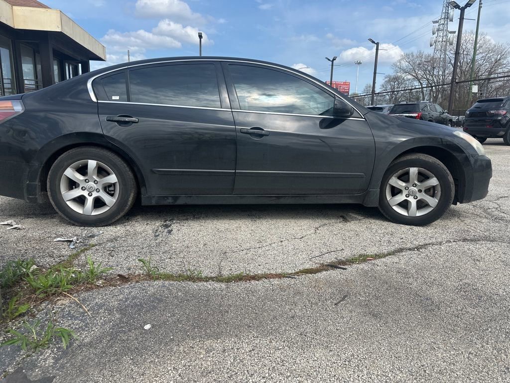 Used 2008 Nissan Altima 2.5 S w/ Convenience Plus Pkg FWD image 2