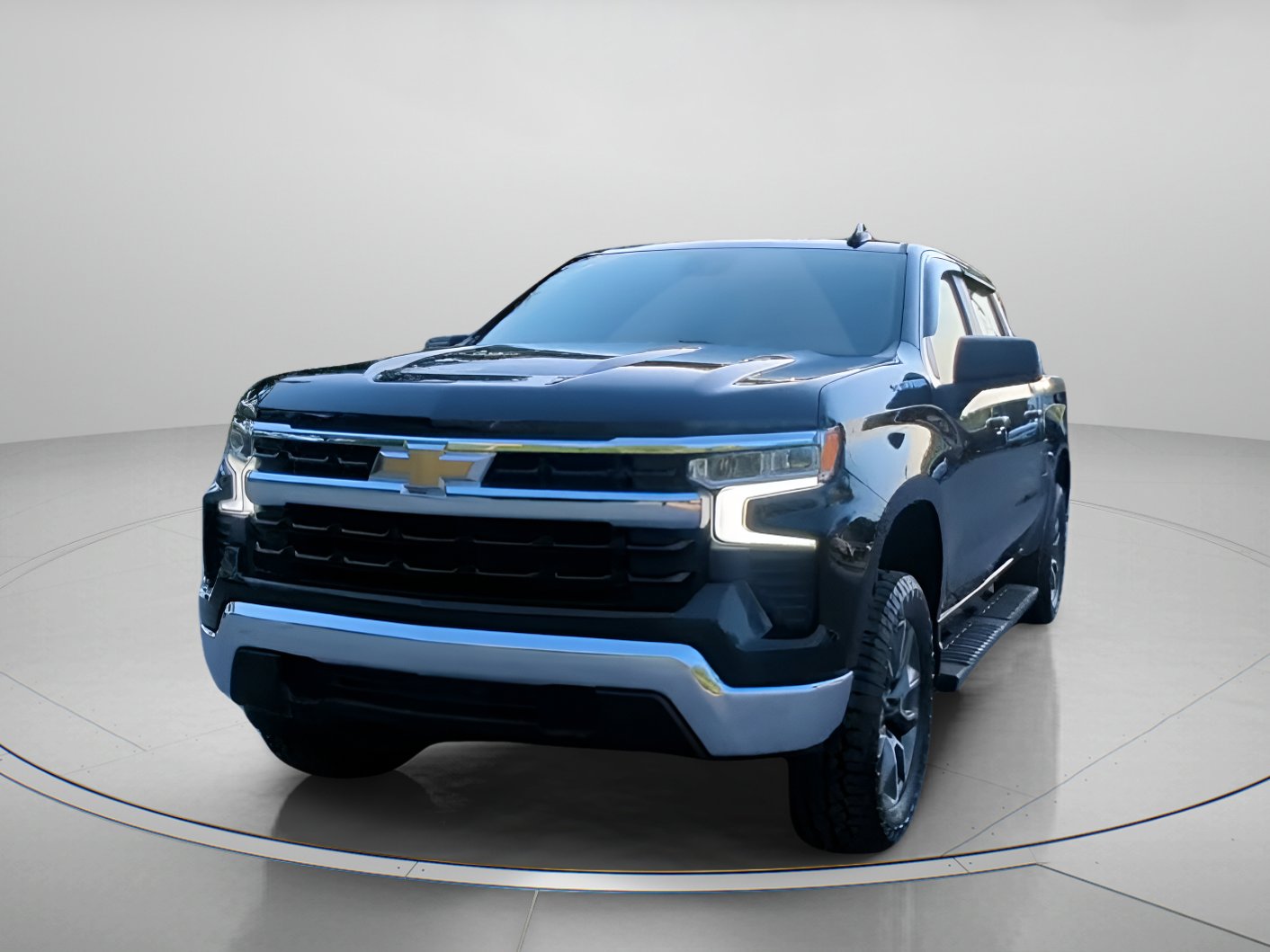 Used 2022 Chevrolet Silverado 1500 LT w/ Protection Package RWD image 10