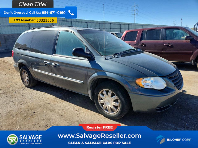 Used 2006 Chrysler Town & Country Touring w/ Trailer Tow Prep Group FWD image 5
