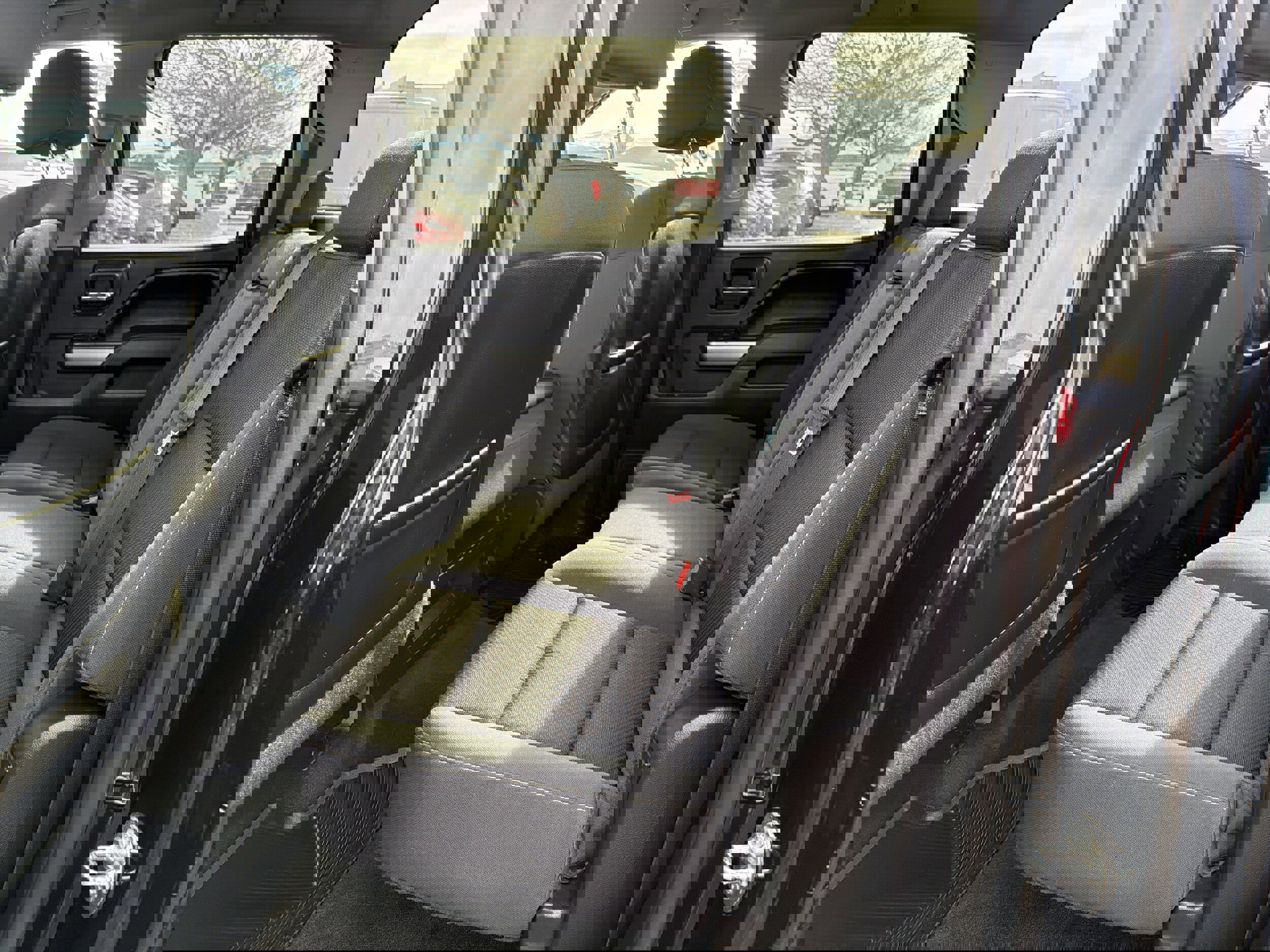 Used 2015 Chevrolet Silverado 1500 LT w/ Trailering Package image 9