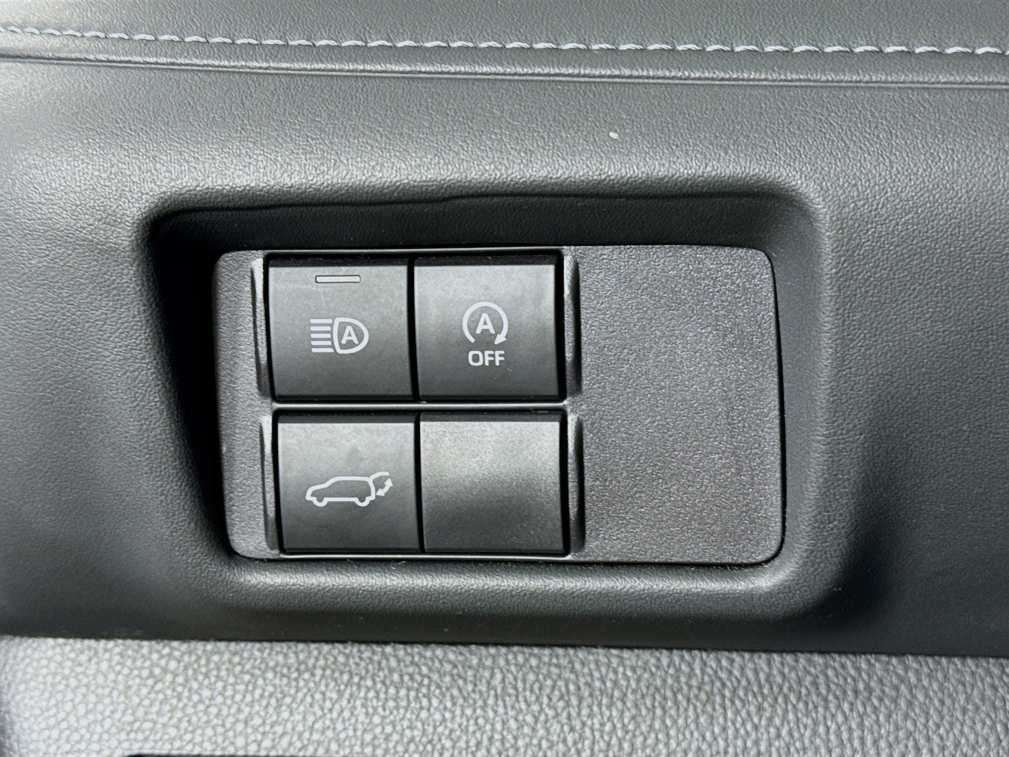 Certified 2025 Toyota Highlander XSE AWD/4WD image 10