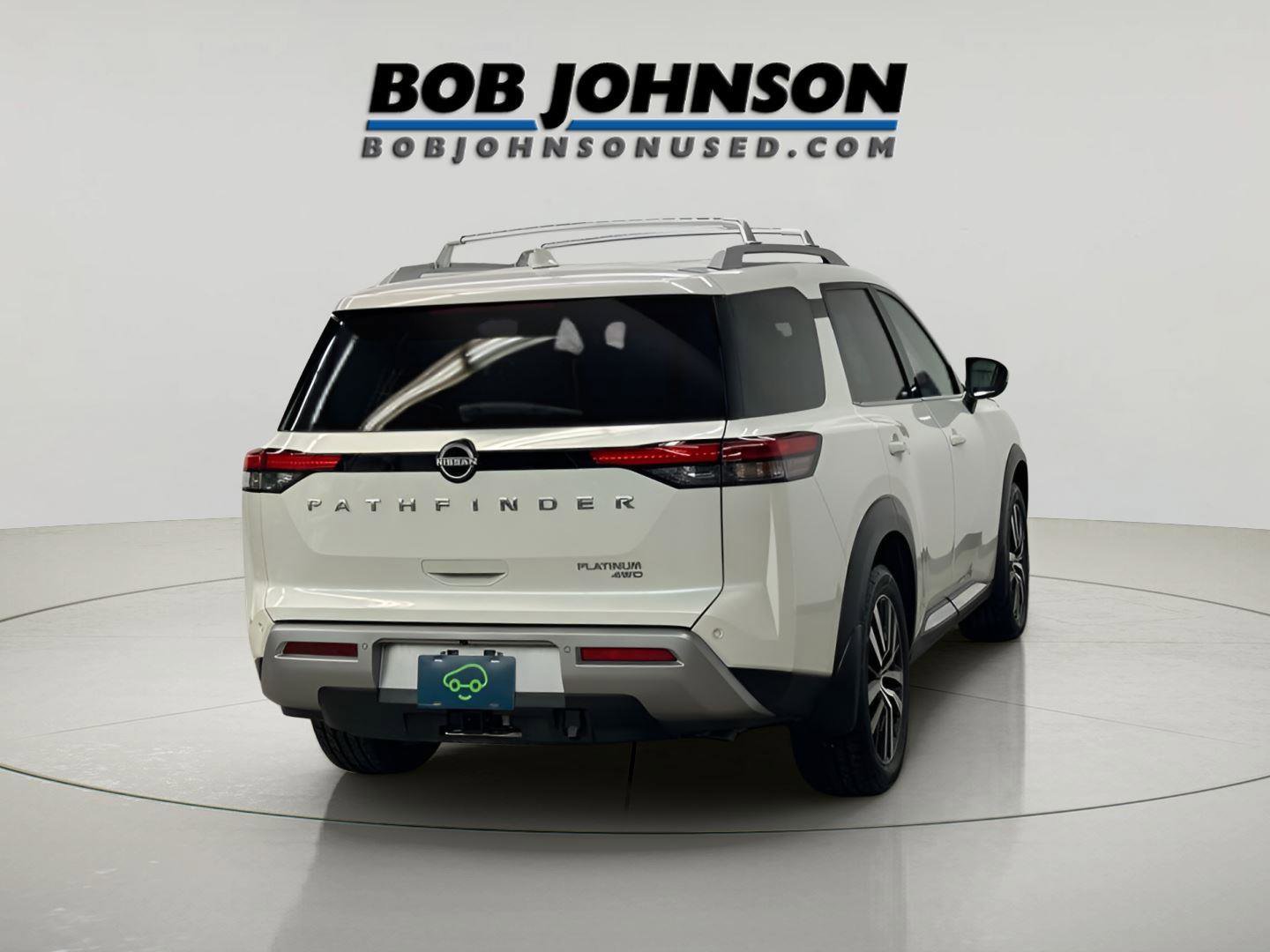 Used 2024 Nissan Pathfinder Platinum w/ Cargo Package image 11