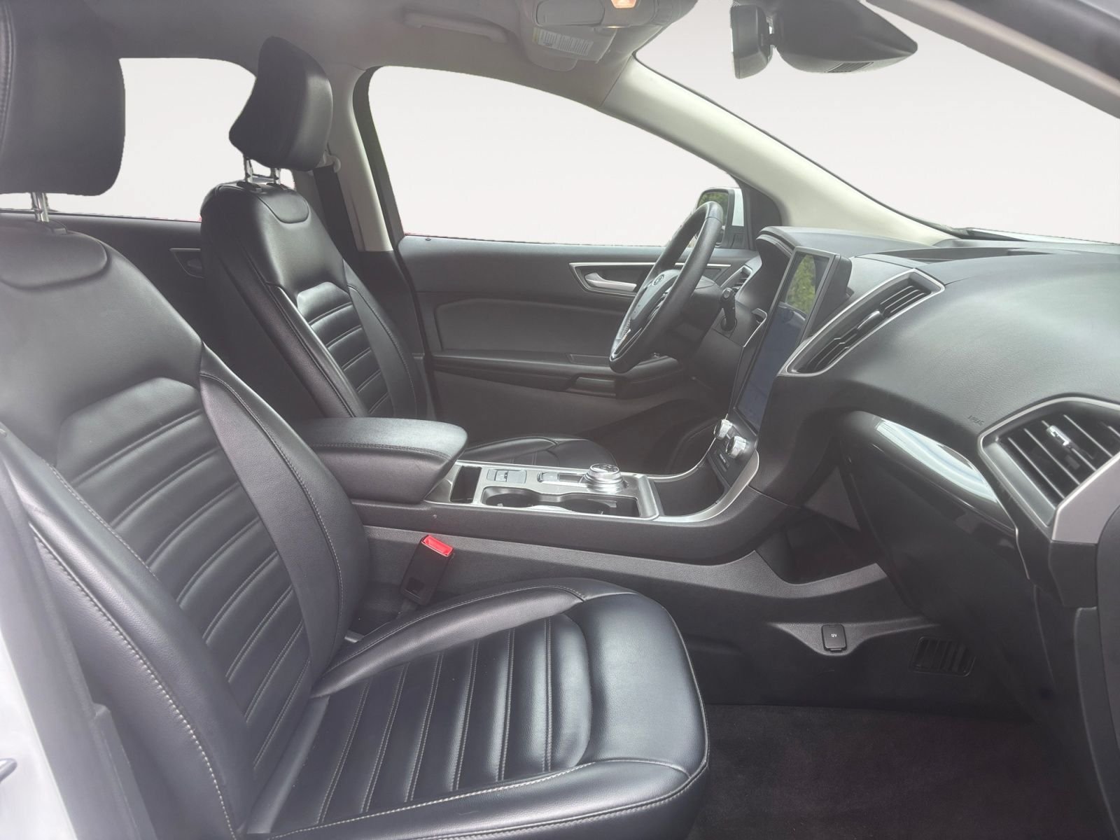 Used 2024 Ford Edge SEL AWD/4WD image 15