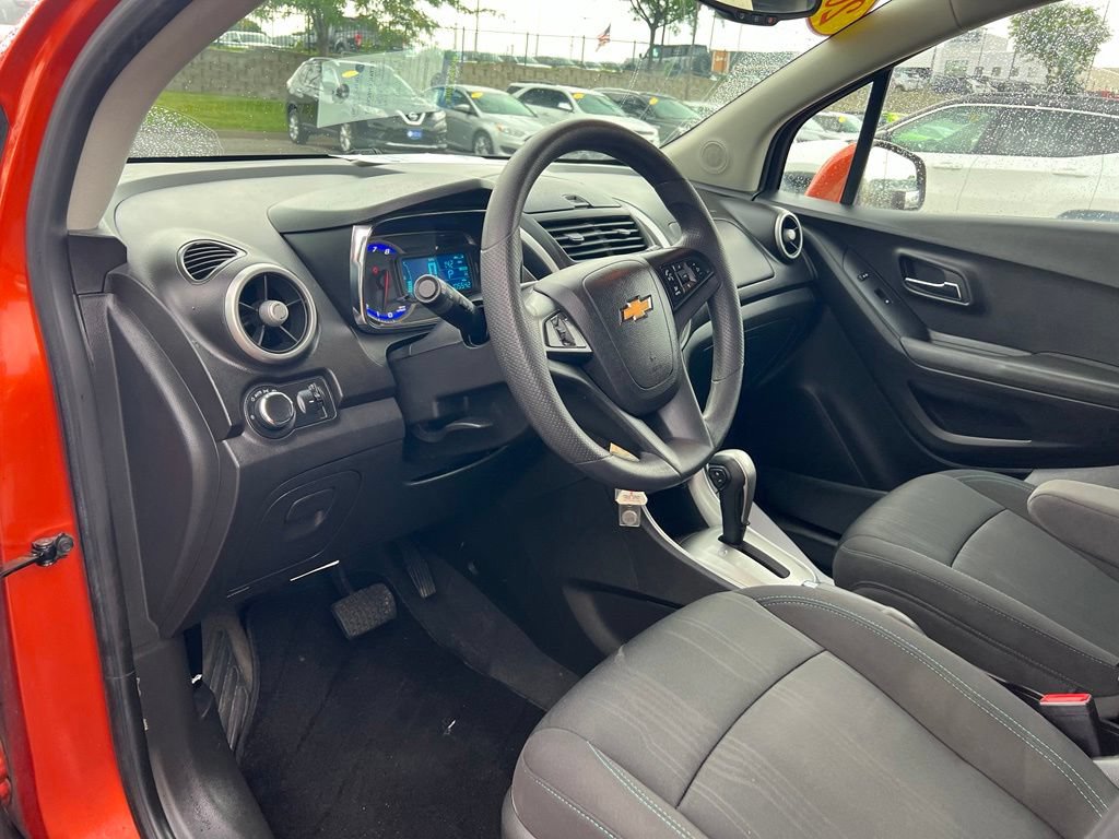 Used 2015 Chevrolet Trax LT FWD image 17